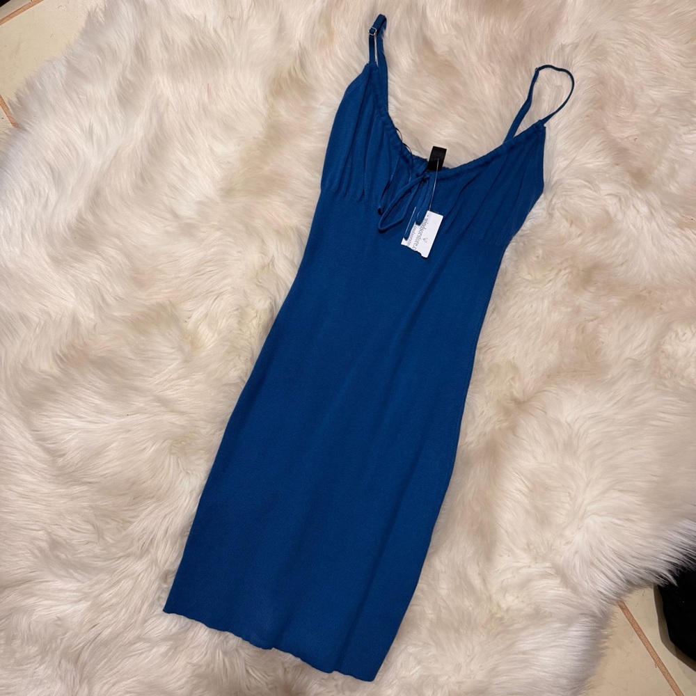 New Windsor blue sweater dress size large